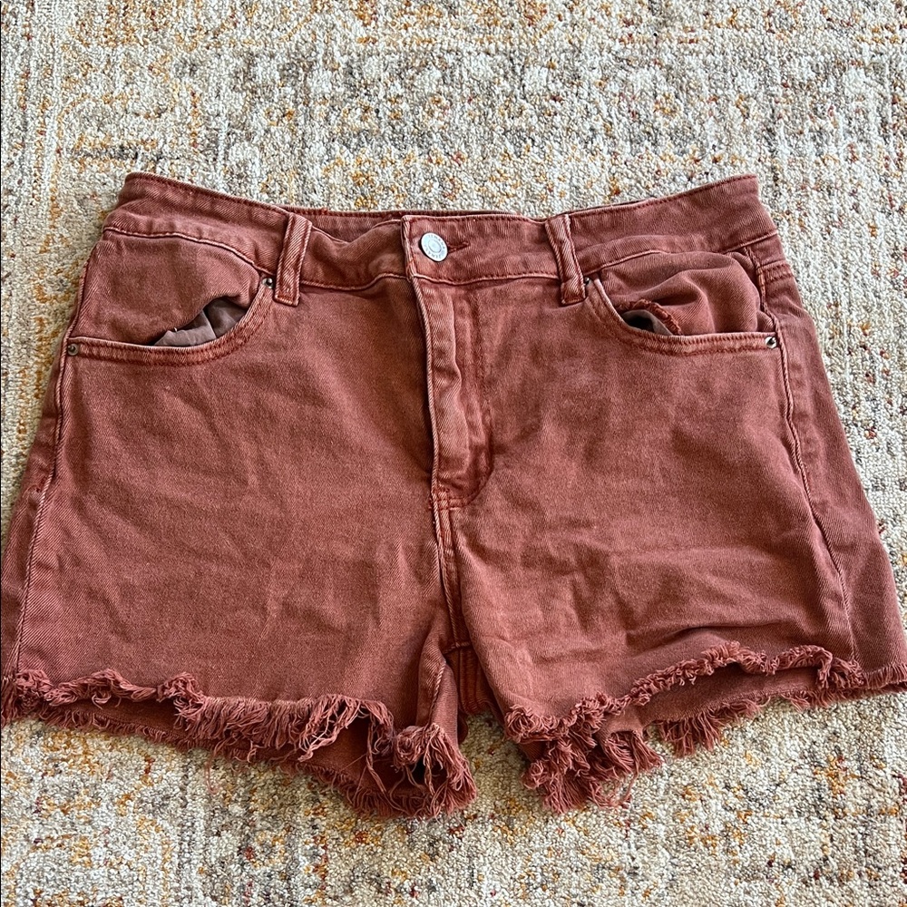 Zenana Outfitters Rust Frayed Hem Jean Shorts